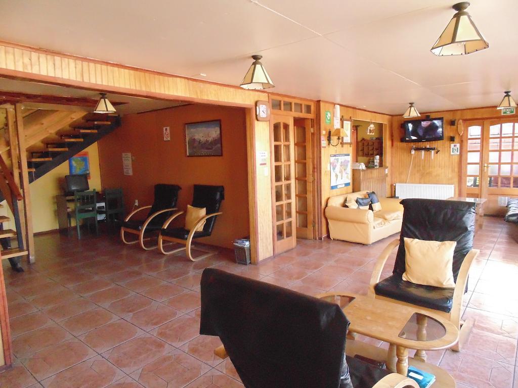 Albergue Nikos II Adventure Puerto Natales Exterior foto